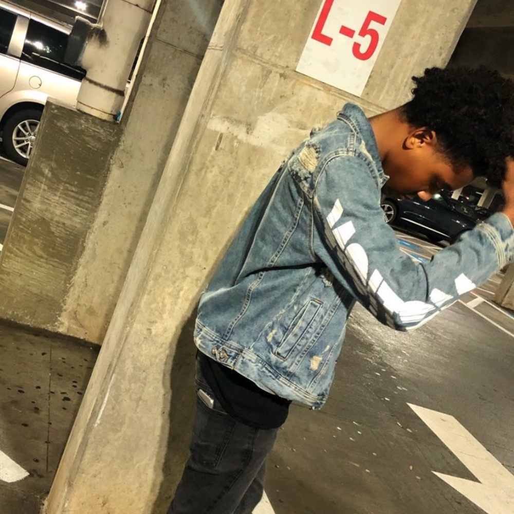 Denim Ripped Jean Jacket - Picture 3 of 3